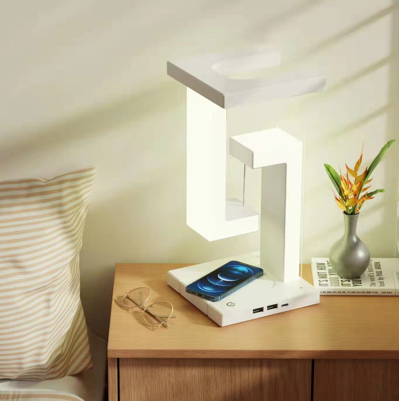 Creative Smartphone Wireless Charging Suspension Table Lamp