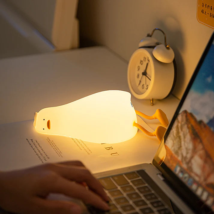Duck silicone night lamp in dimmed atmosphere mode