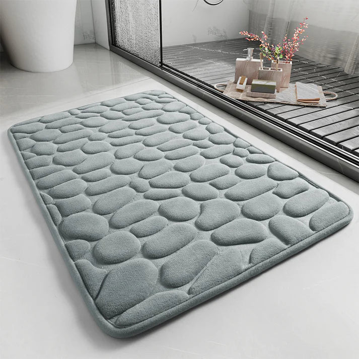 Quick dry bathroom bath mat wrinkle grey cobblestone lifestyle shot