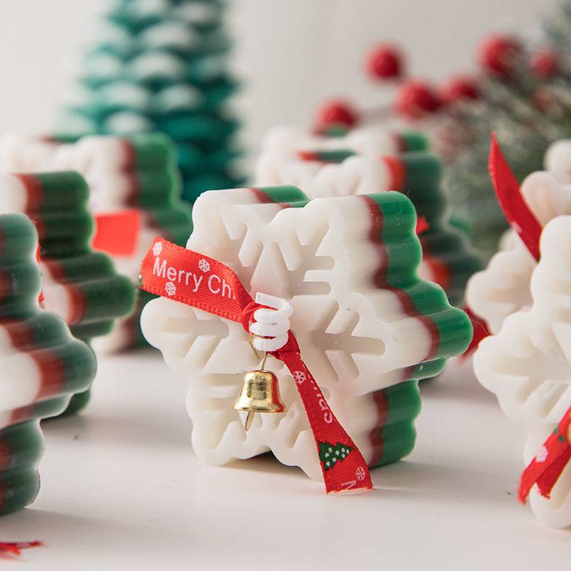 Snowflake shaped aromatherapy scented candle